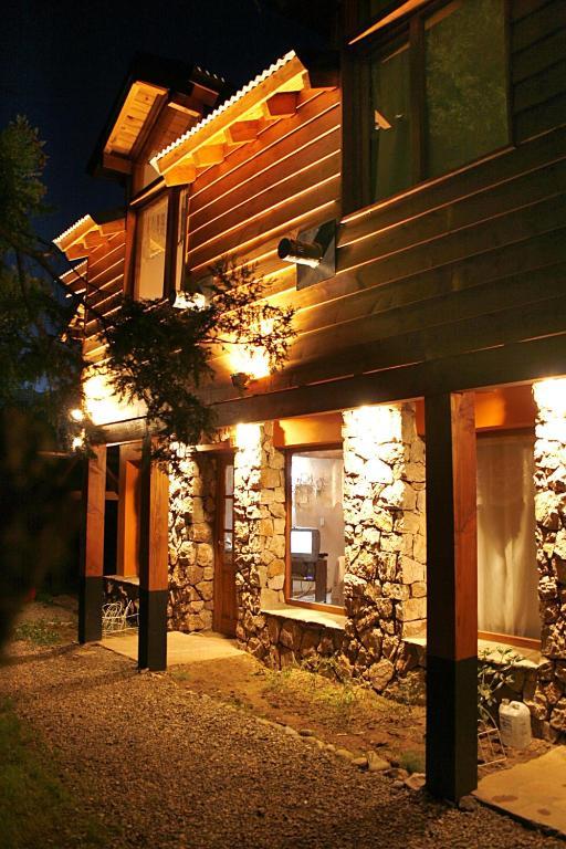 Вілла Tinsel'S House Сан-Карлос-де-Барілоче Екстер'єр фото